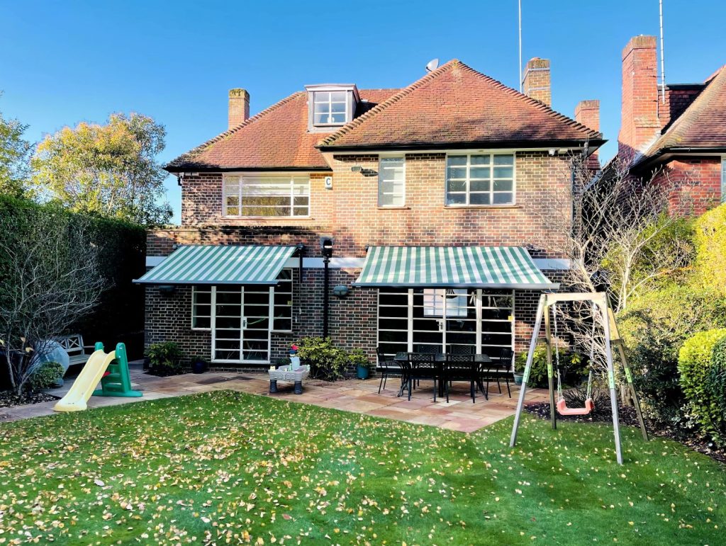 Markilux 990 Patio Awning in Barnet, London